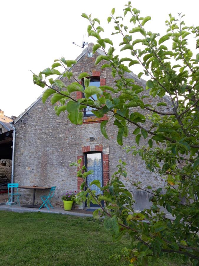 Chez Mario Apartment Saint-Pierre-Eglise ภายนอก รูปภาพ