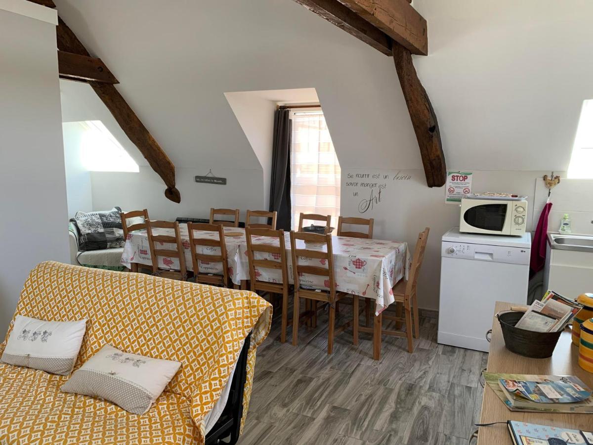 Chez Mario Apartment Saint-Pierre-Eglise ภายนอก รูปภาพ